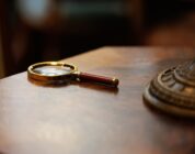 De jeugd en doorbraak van Linda de Mol als tv-ster