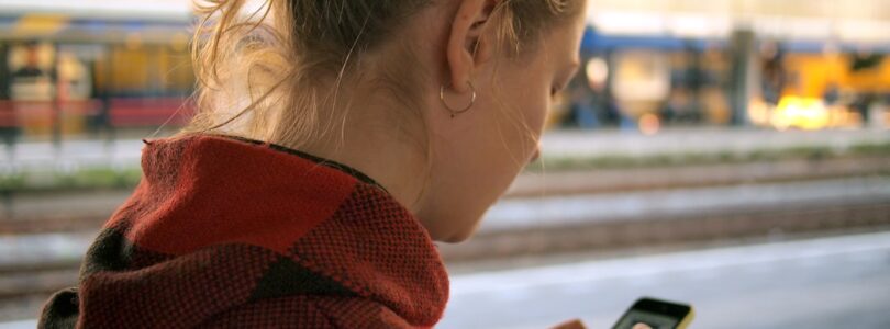 Bellen buitenland: zo voorkom je een hoge rekening na je vakantie